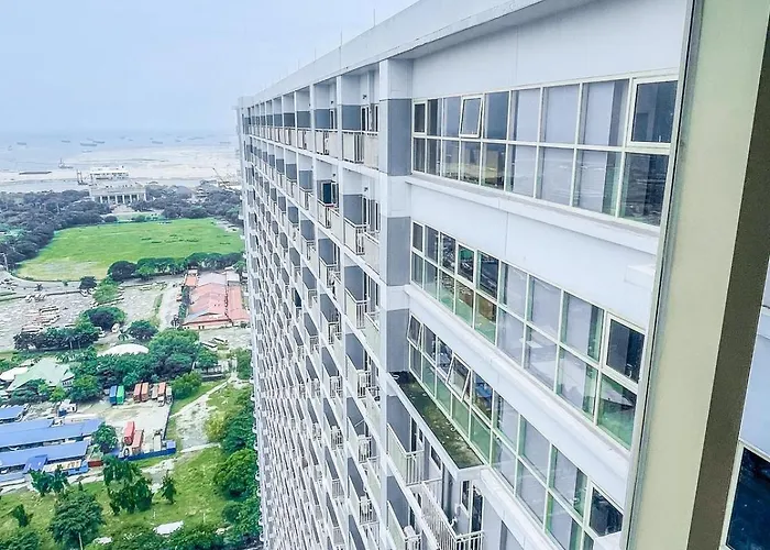 Flat For Near Moa Manila
