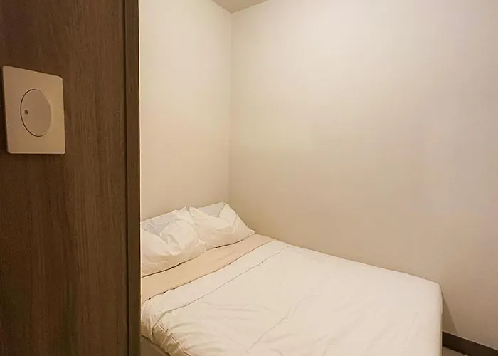Flat For Near Moa Aparthotel Manila